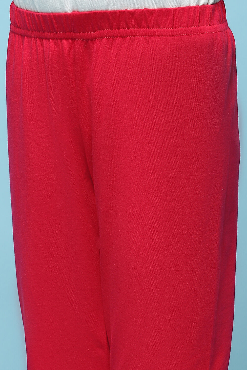 Fuchsia Cotton Lycra Regular Fit Capri image number 1