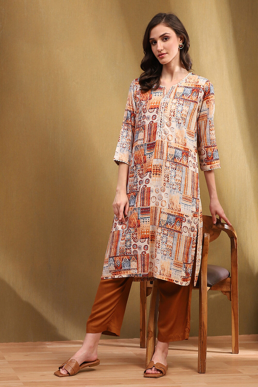 Ecru Rayon Straight Kurta image number 0