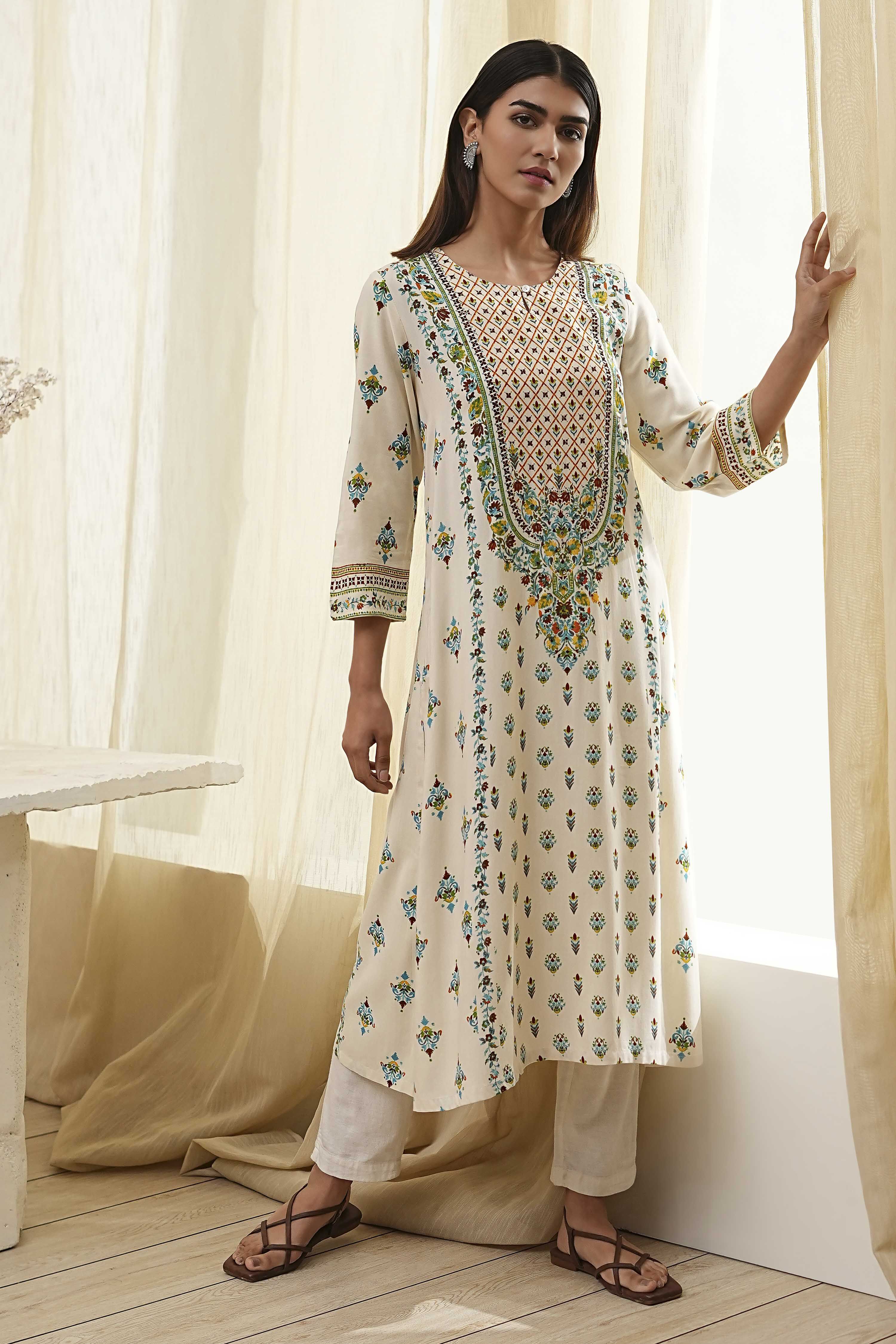 Red Printed Straight Kurta image number 0