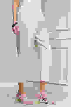 Off-White Cotton Blend Solid Pants image number 3