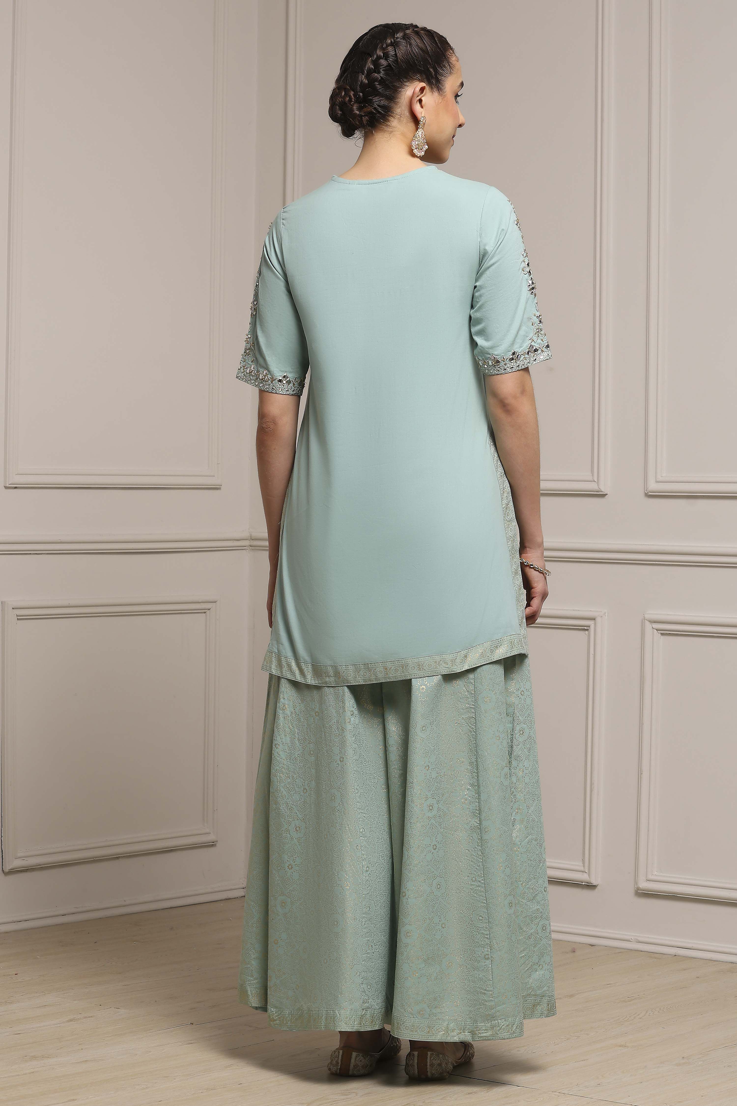 Light Green Cotton Dyed Straight Suit Set image number 4