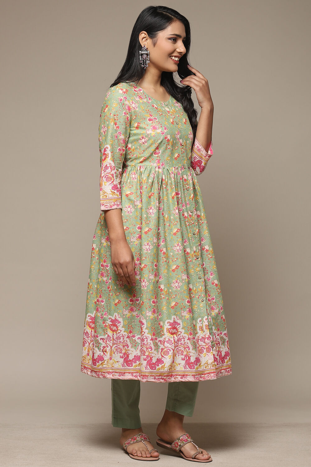 Blue Cotton Gathered Kurta Pants 2 Piece Set image number 5