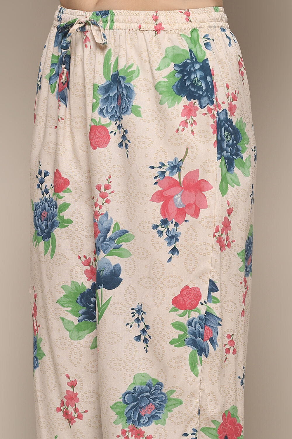 Fuschia Rayon Straight Suit Set image number 2