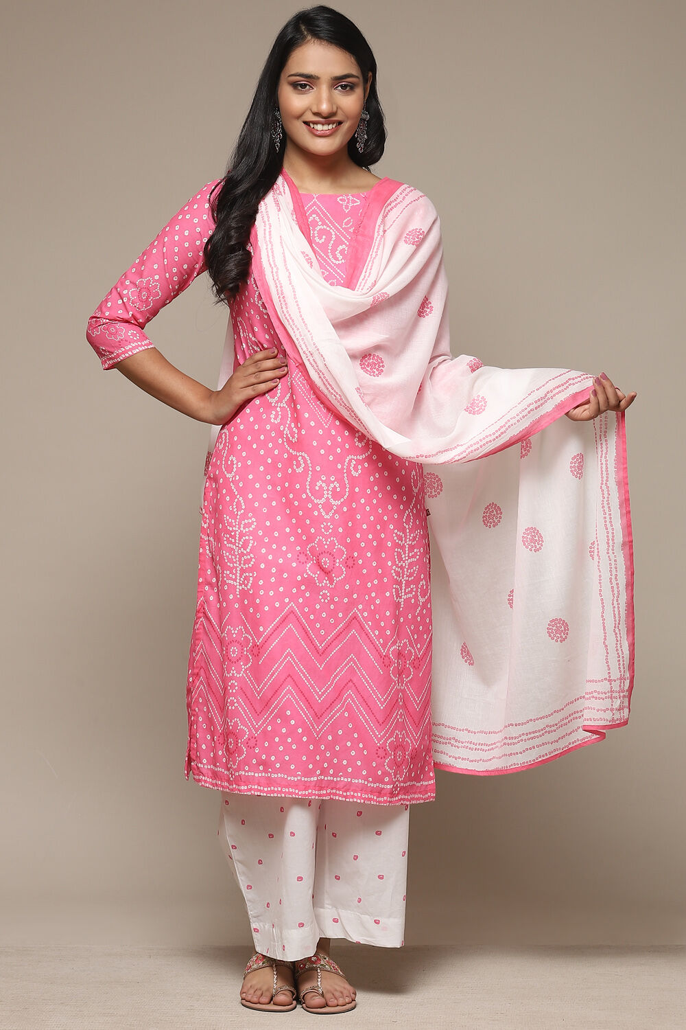 Pink Cotton Straight Kurta Palazzo Suit Set image number 0