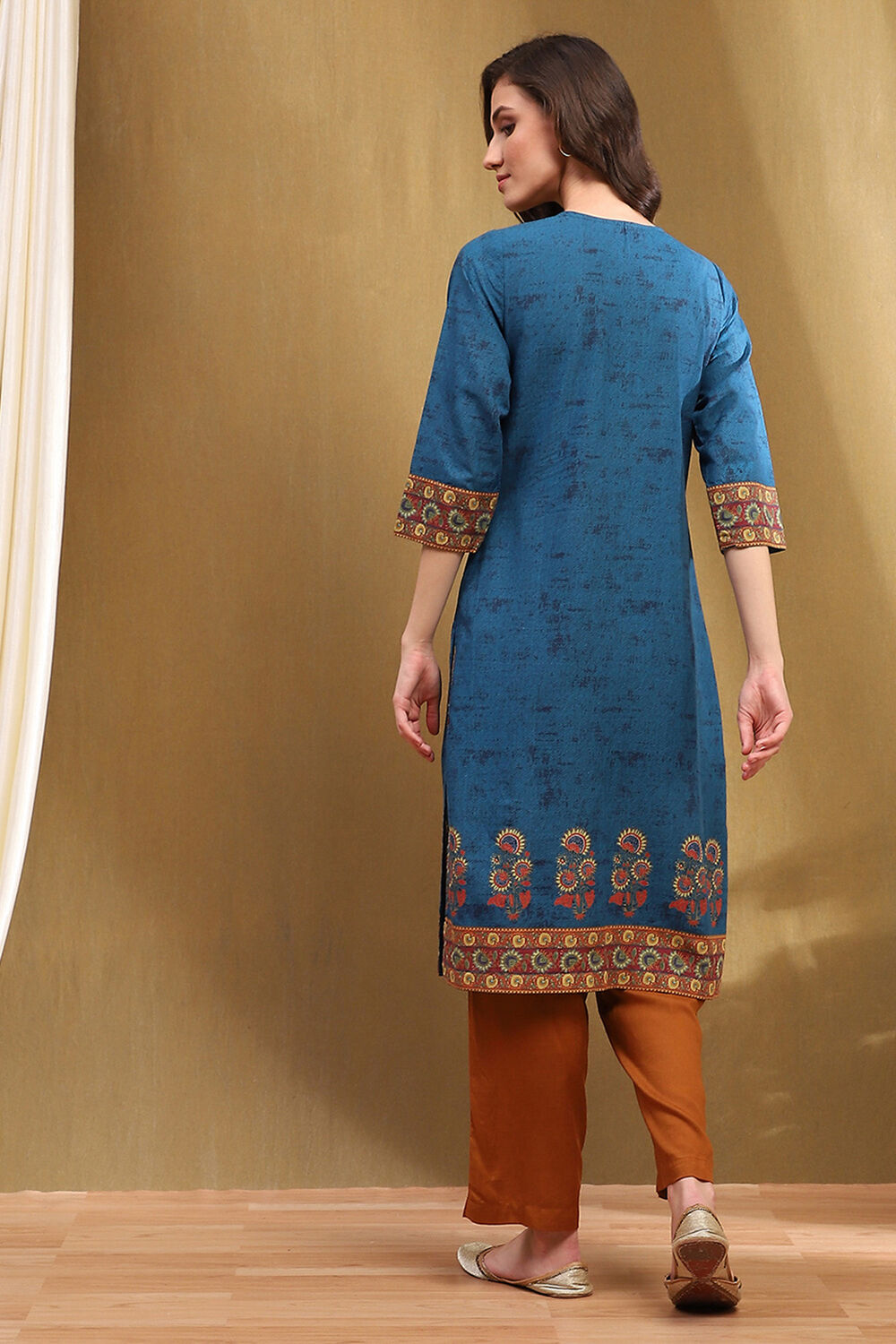 Red Cotton Printed Straight Kurta image number 4