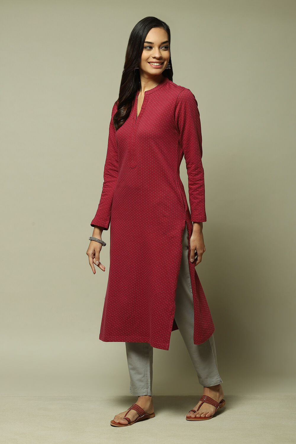 Berry Acrylic Straight Yarndyed Kurta image number 2