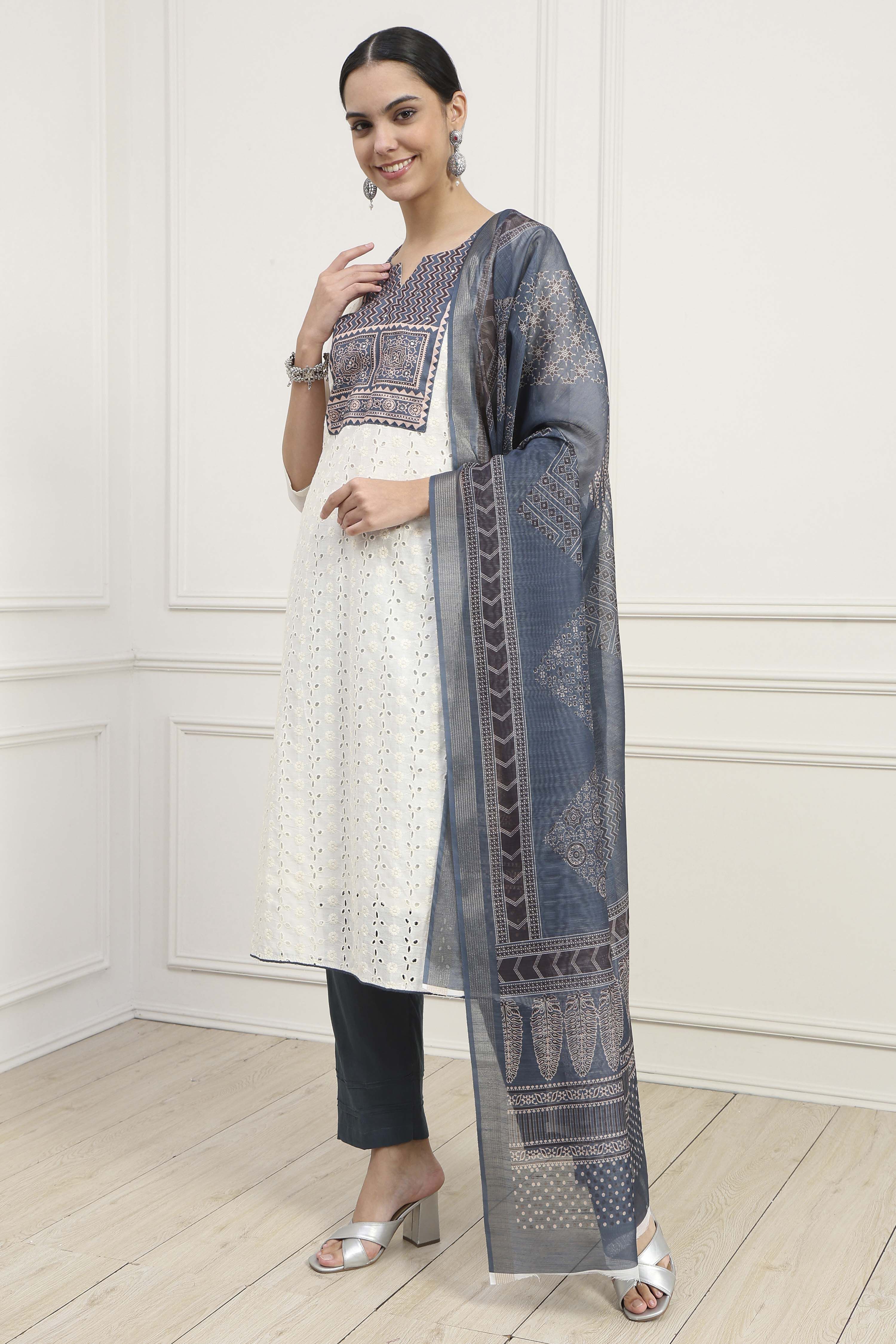 Off White Cotton Blend Schiffli Unstitched Suit Set image number 4