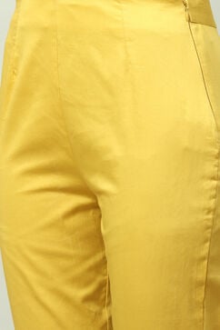 Yellow Cotton Blend Straight Kurta Slim Pants Suit Set image number 2