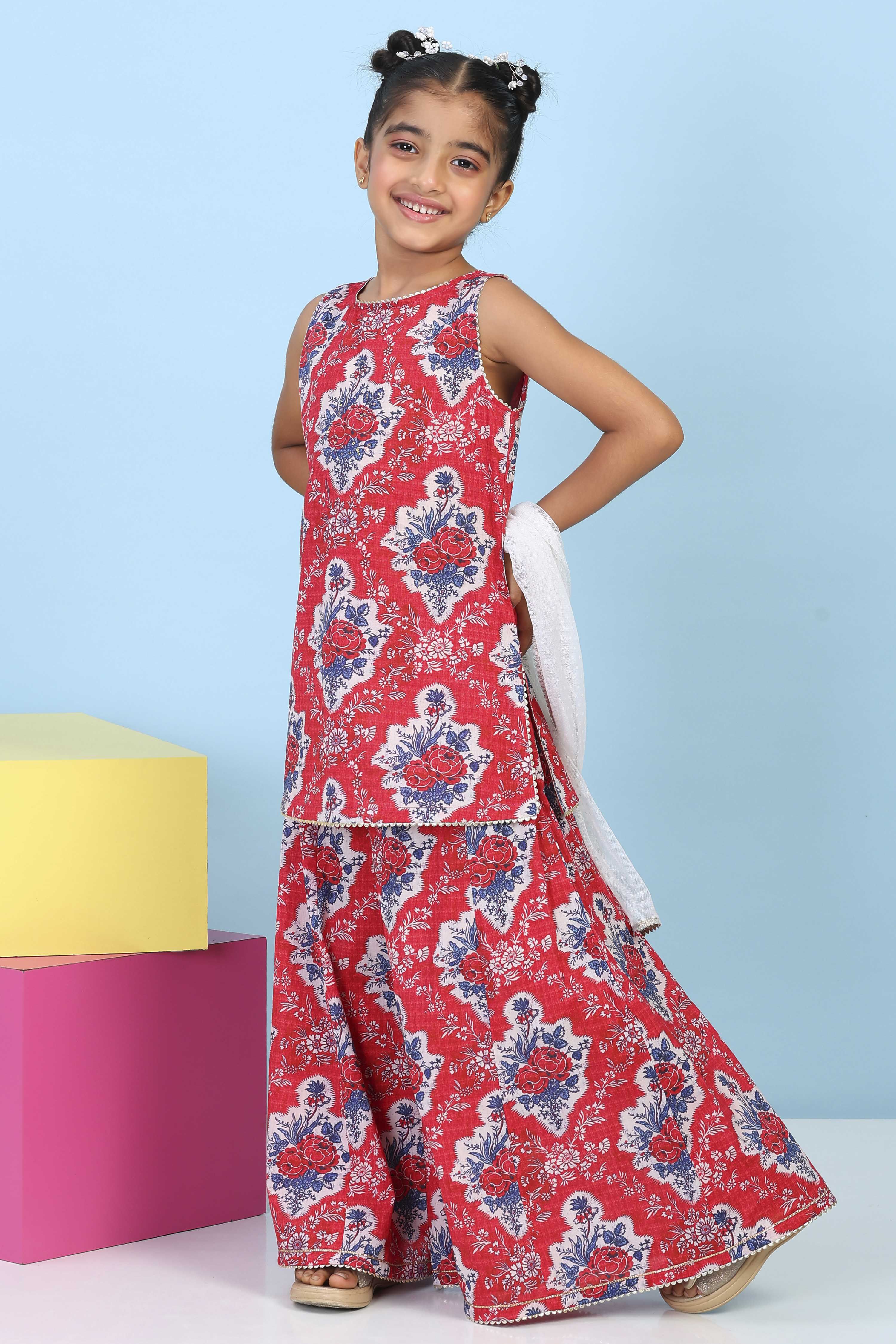 Red Cotton Printed Straight Suit Set image number 3