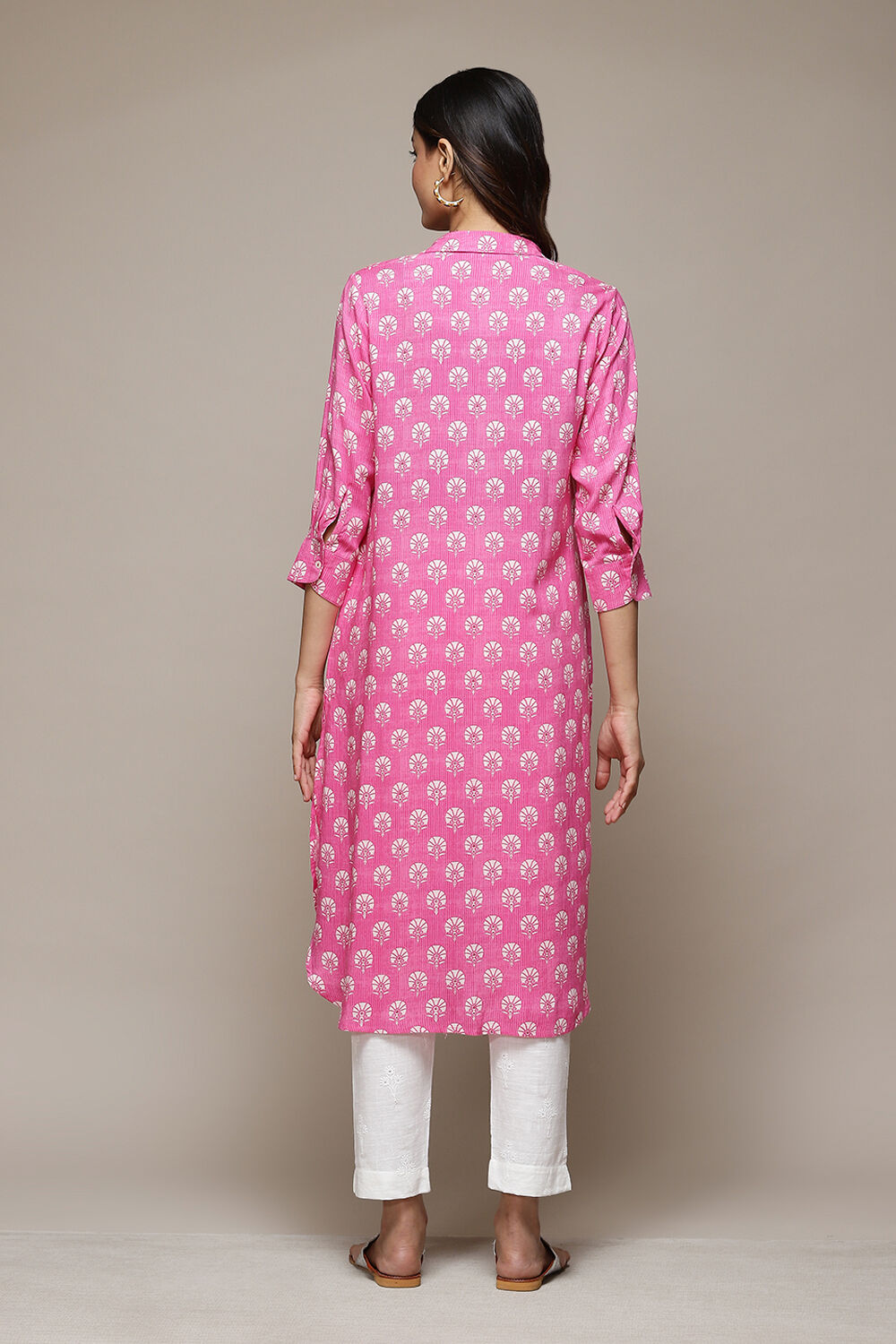 Pink Rayon Straight Printed Kurta image number 3