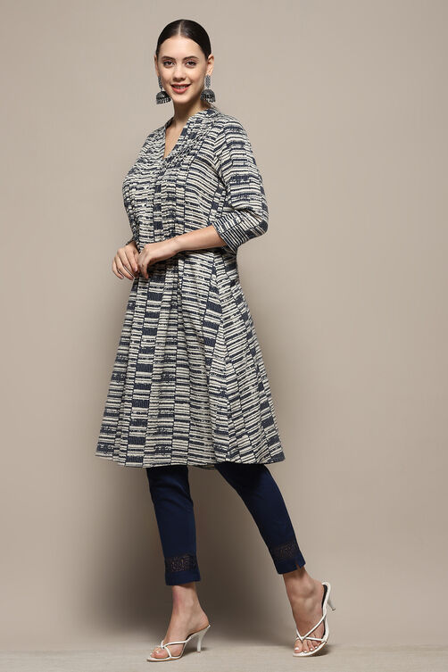 Midnight Blue Cotton Geometric Printed A-line Kurta image number 3