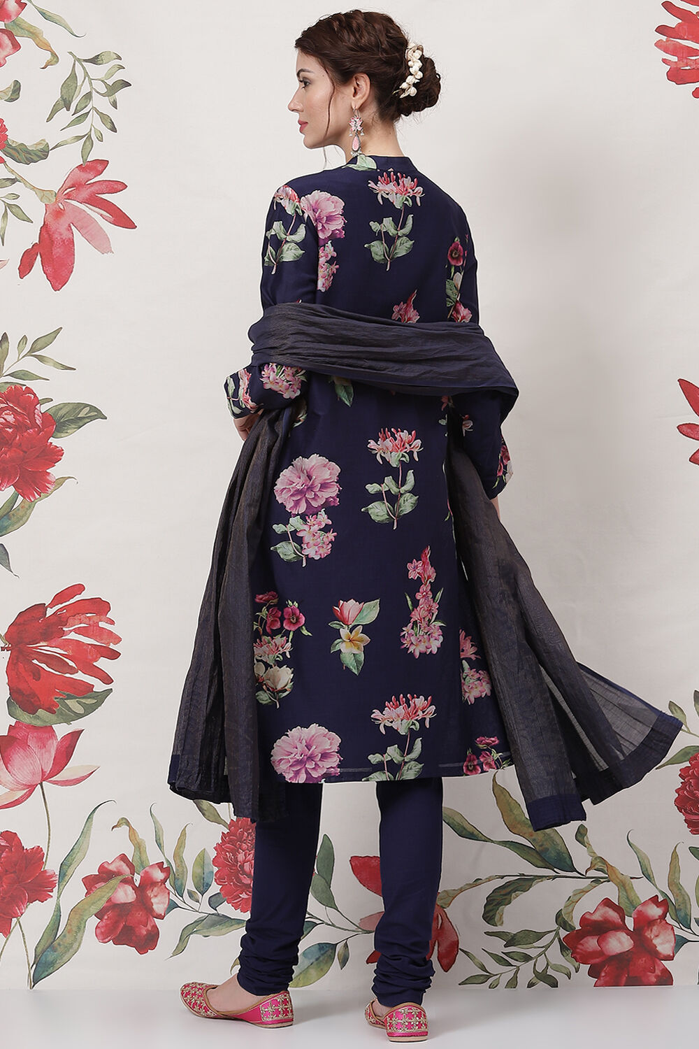 Rohit Bal Off White Cotton Silk Straight Printed Suit Set image number 4