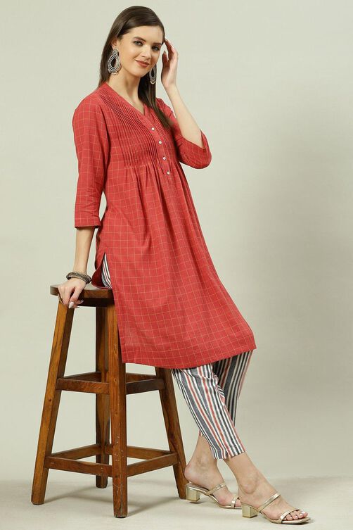 Rust Yarndyed Cotton Straight Kurta Slim Pants Suit Set image number 0