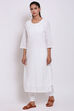 White Cotton Straight Embroidered Kurta image number 2