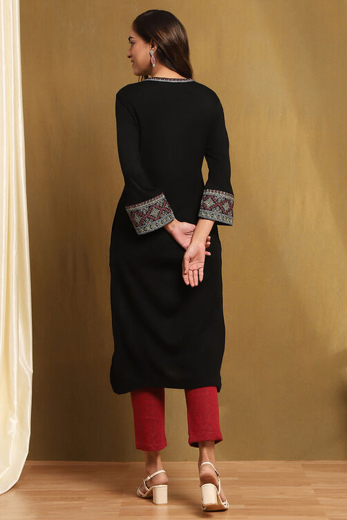 Black Acrylic Yarn-Dyed Winter wear Kurta image number 2