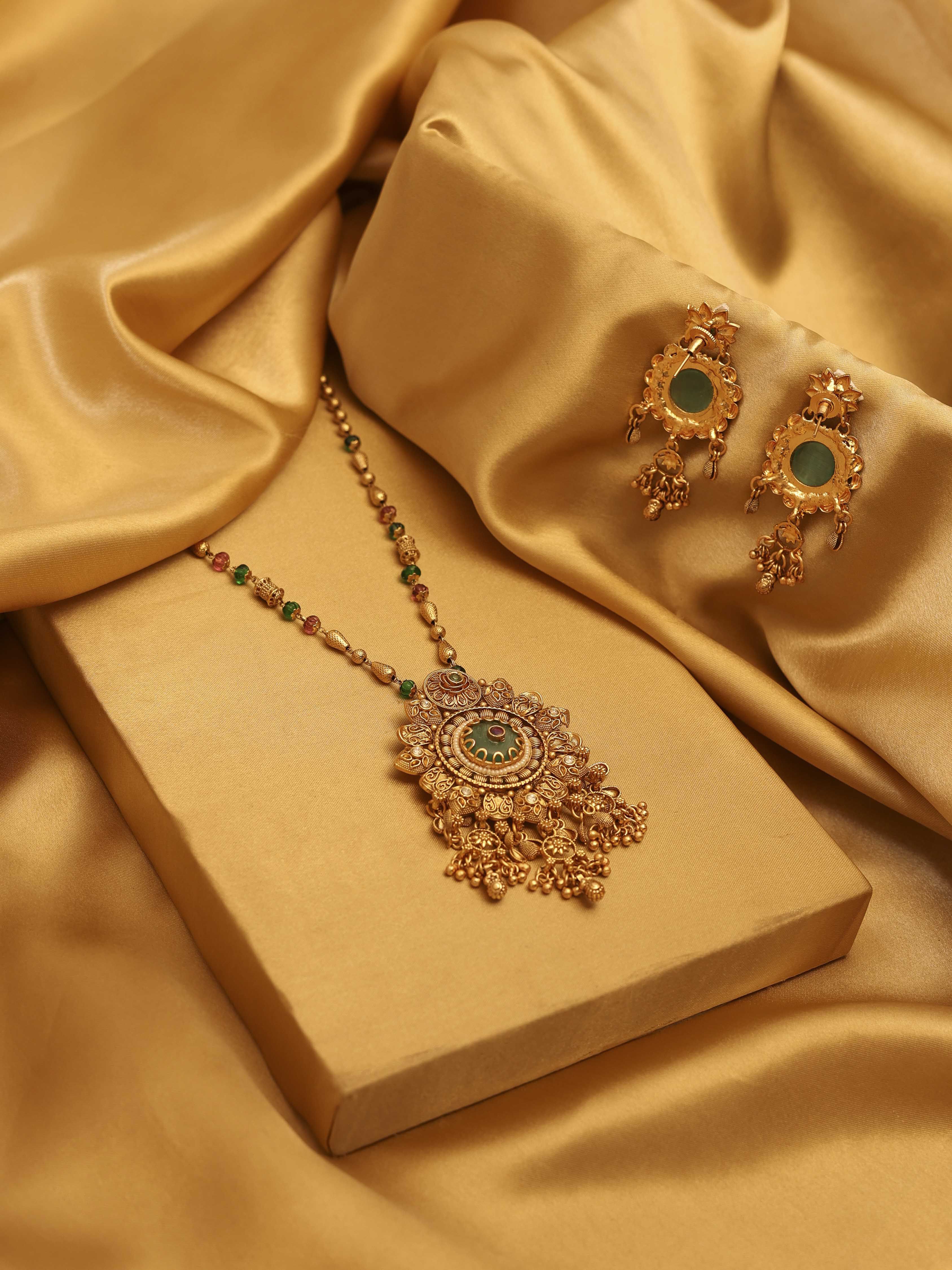 Gold Plated Brass Pendant Necklace Set image number 2