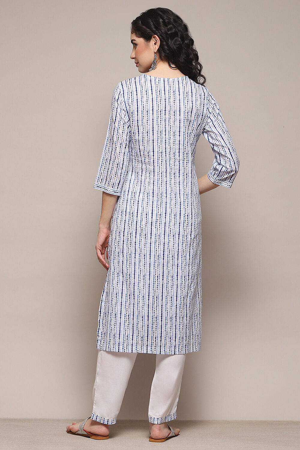 White Red Cotton Straight Suit Set image number 5