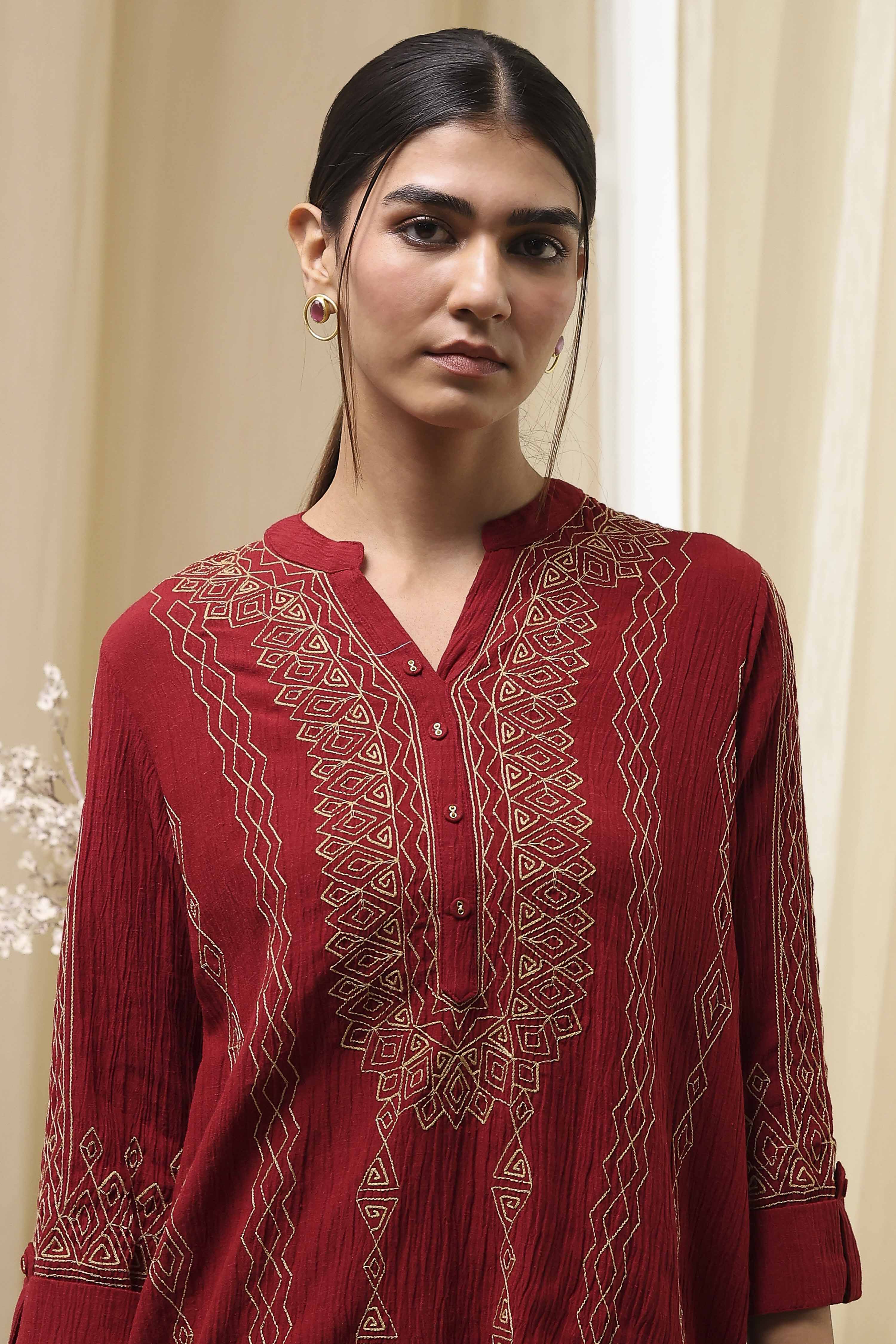 Red Embroidered Straight Short Kurta image number 1