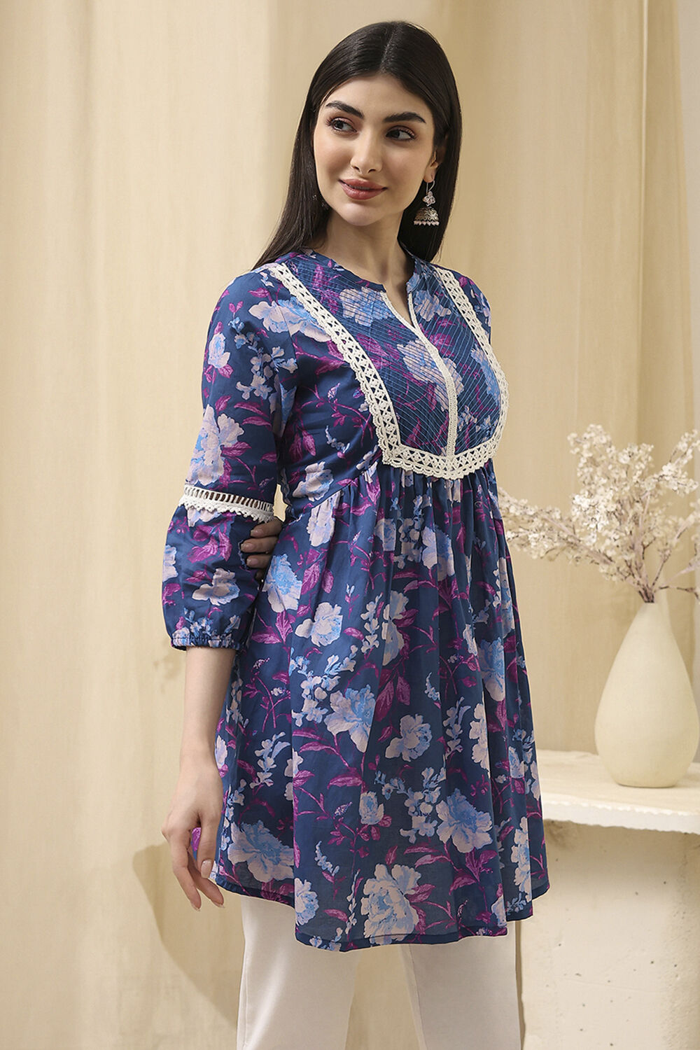 Earthy Blue Cotton Floral Flared Short Kurta image number 3