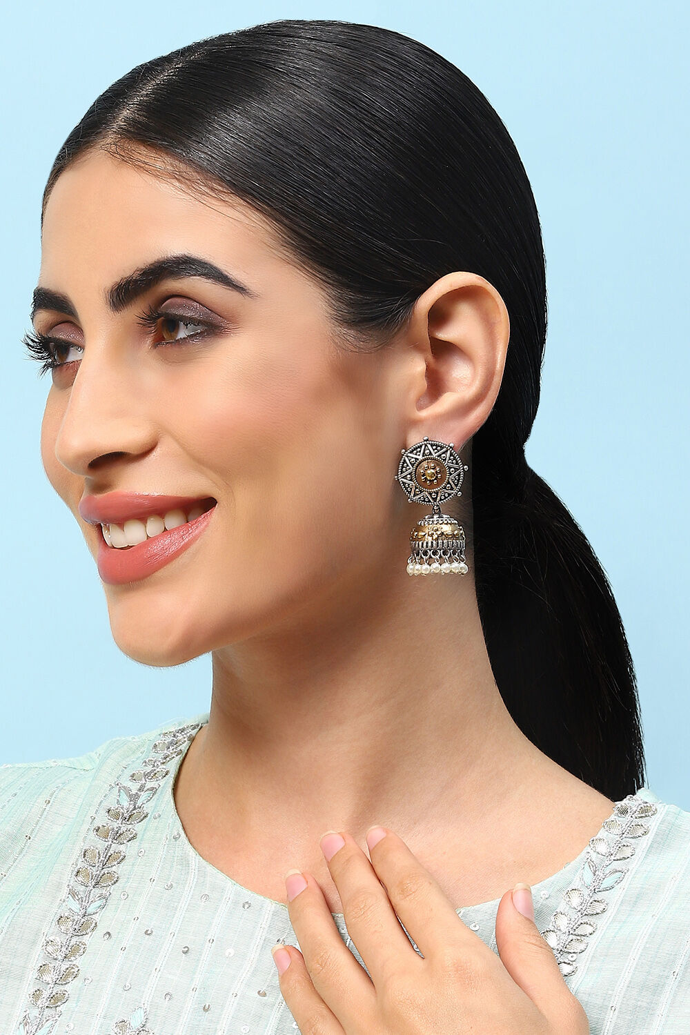 Oxidised Gold Brass Earrings image number 3