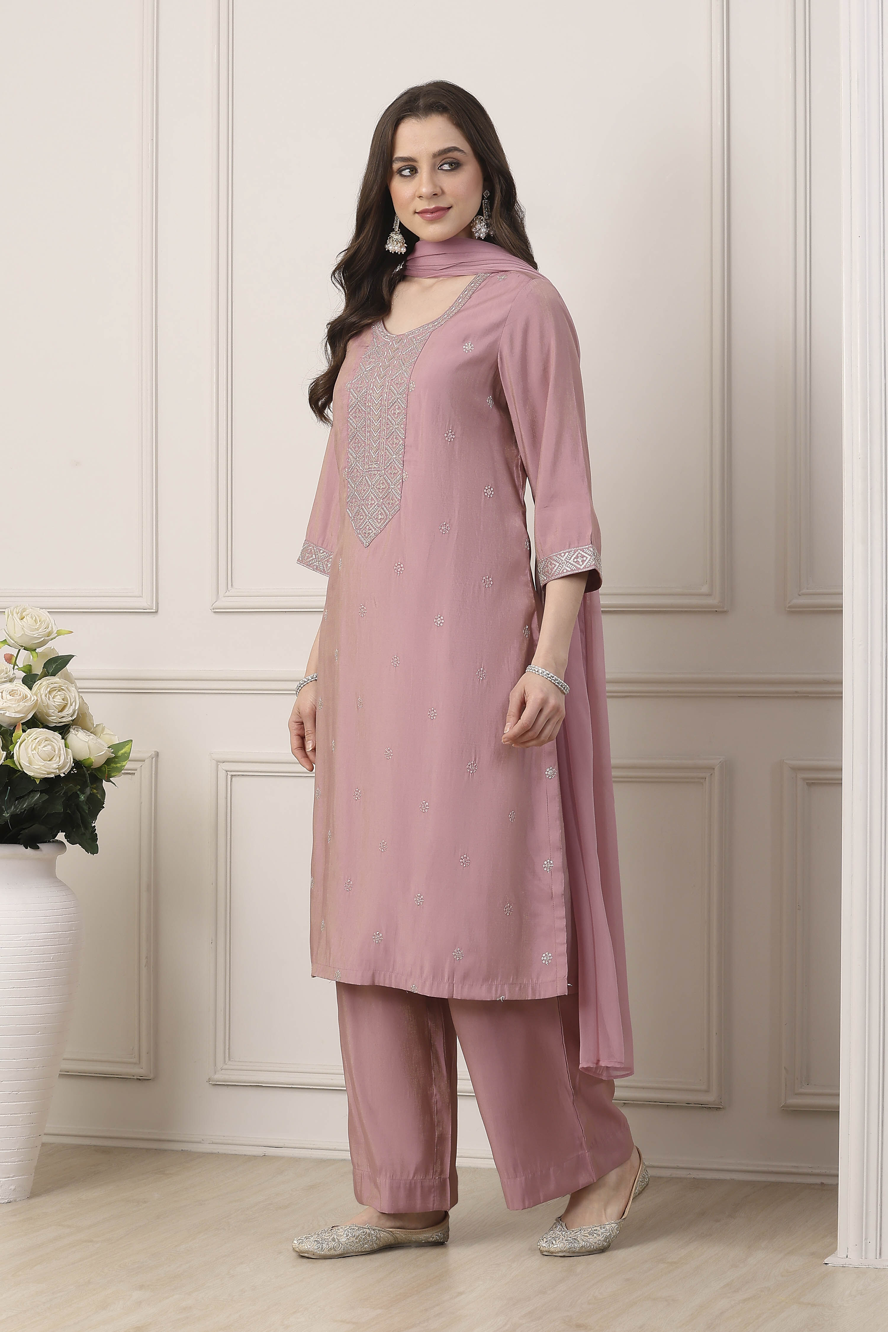 Pink Yoke Embroidered Straight Suit Set image number 3