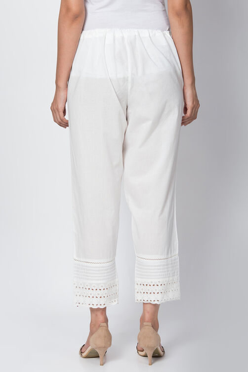 Red Cotton Solid Pant image number 3