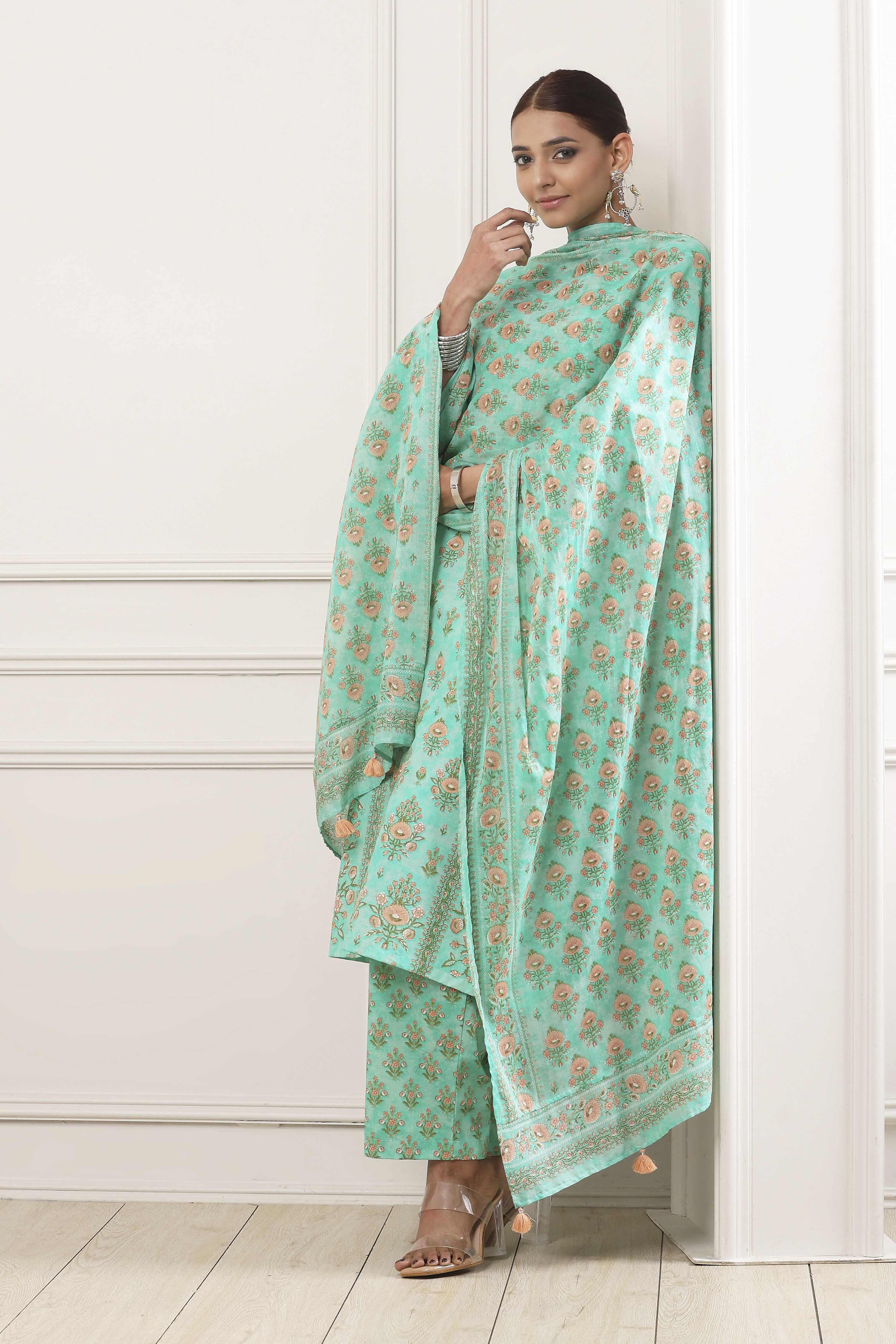 Green Cotton Straight Suit Set image number 6