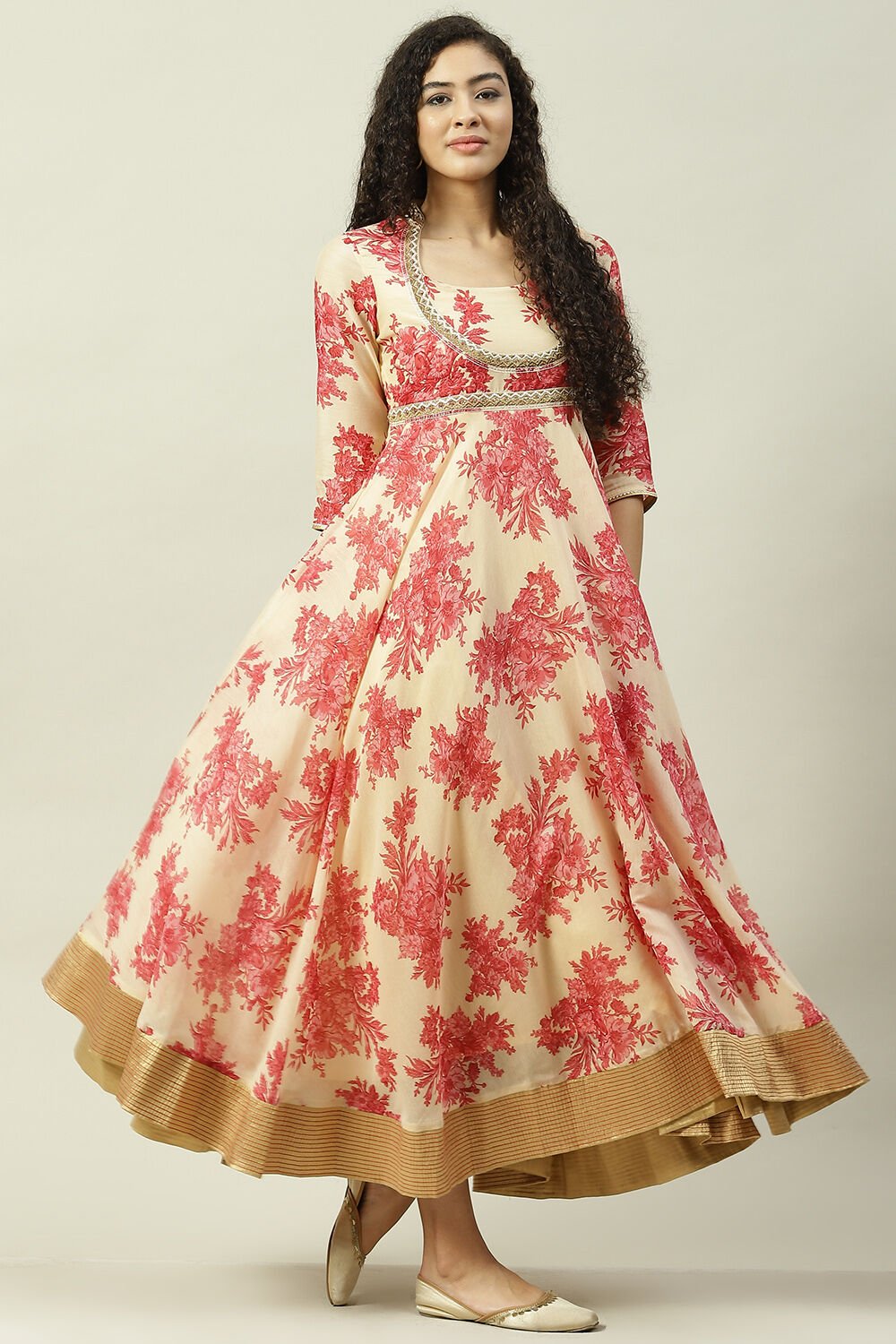Buy Latest Collection of Dresses Ethnic Indian wear and Dresses