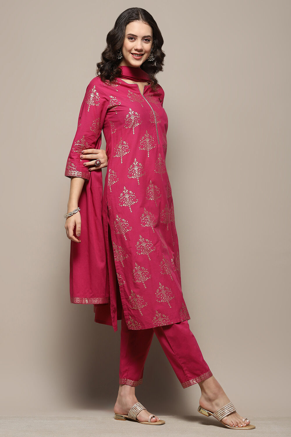 Magenta Cotton Printed Straight Suit Set image number 6