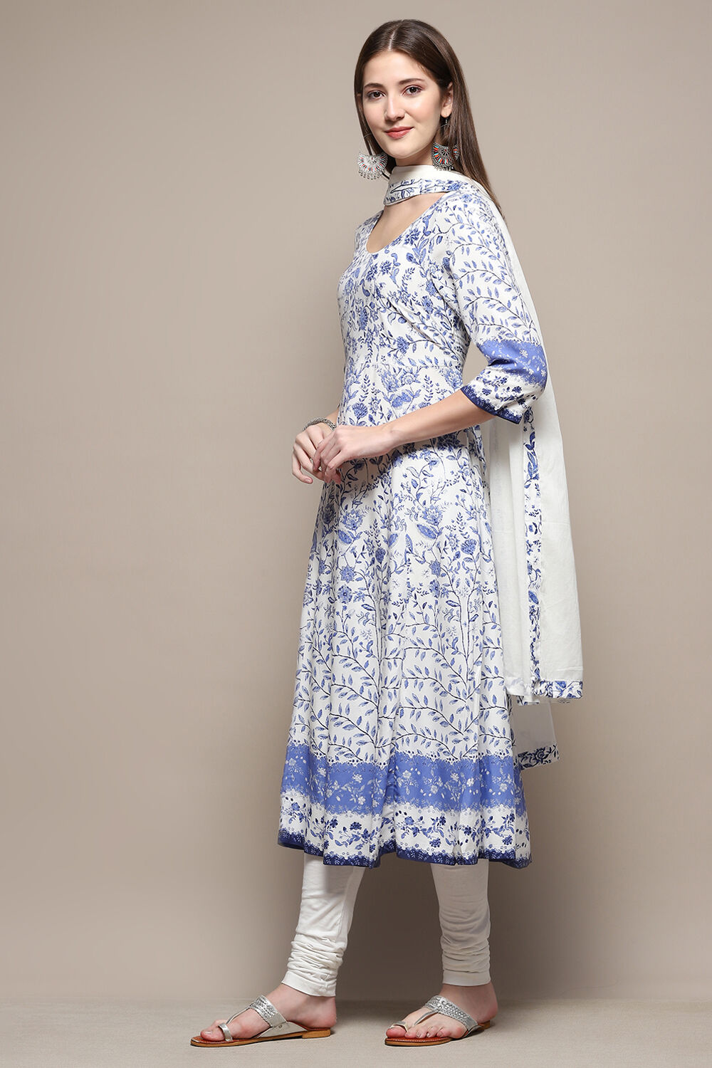 White and Blue Floral Anarkali Suit Set image number 4