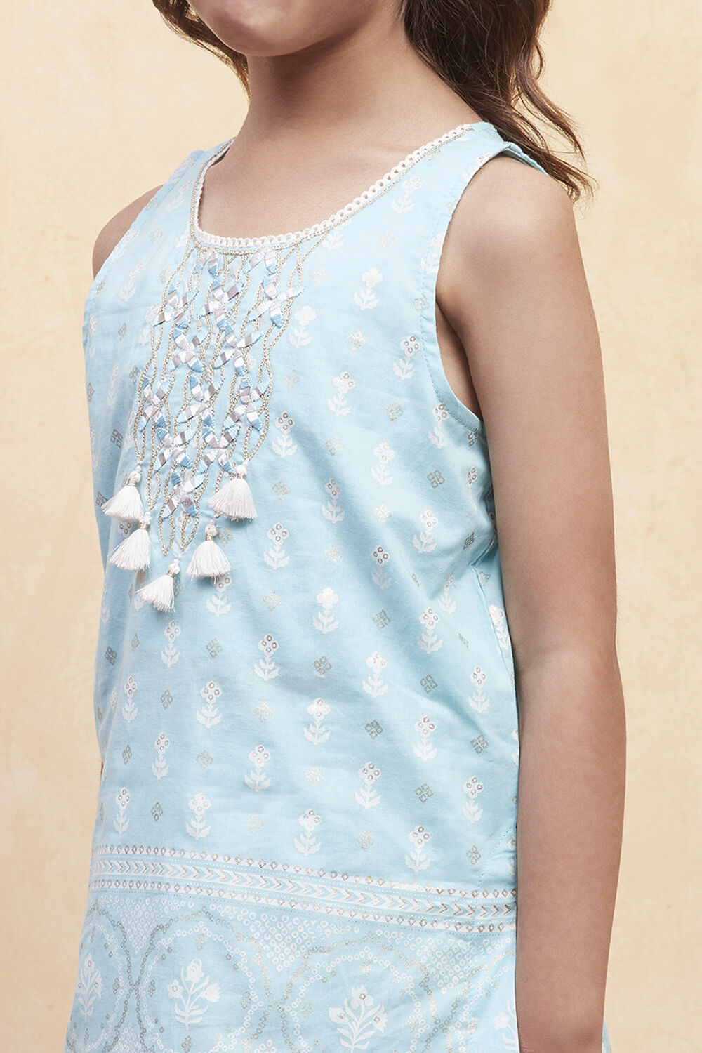 Turquoise and White Cotton Straight Suit Set image number 1