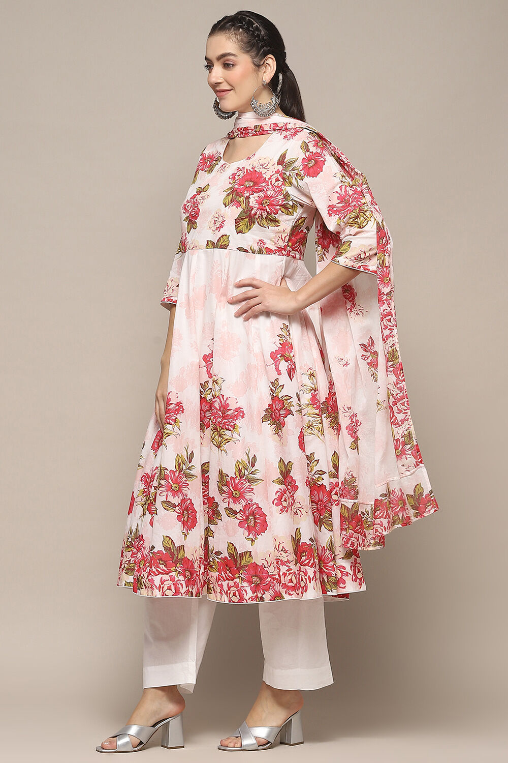 Flipkart on sale madhubala sudithar