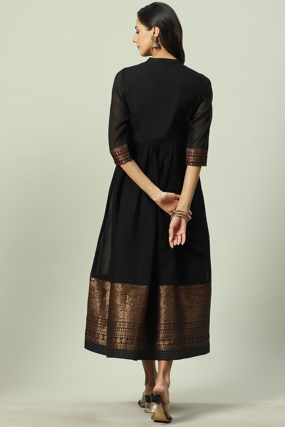 Black Yarn-Dyed Flared Kurta image number 3