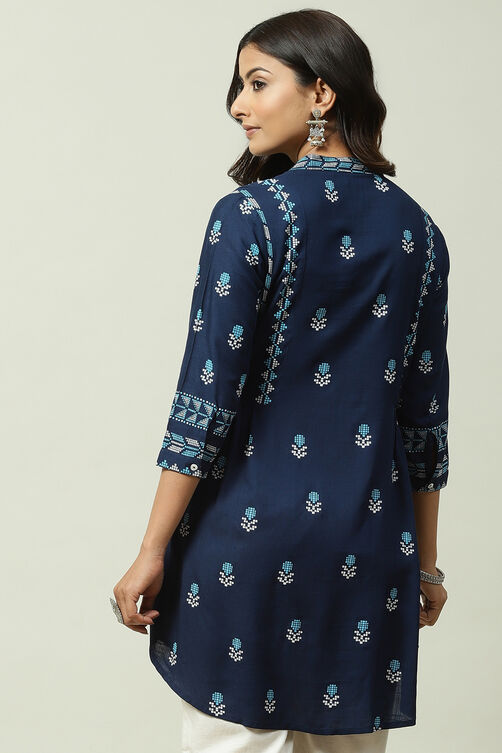 Navy Rayon Asymmetric Printed Short Kurti image number 4