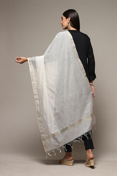 Off White Art Silk Yarndyed Dupatta image number 3