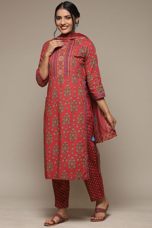Cherry Cotton Straight Kurta Pants Suit Set image number 5