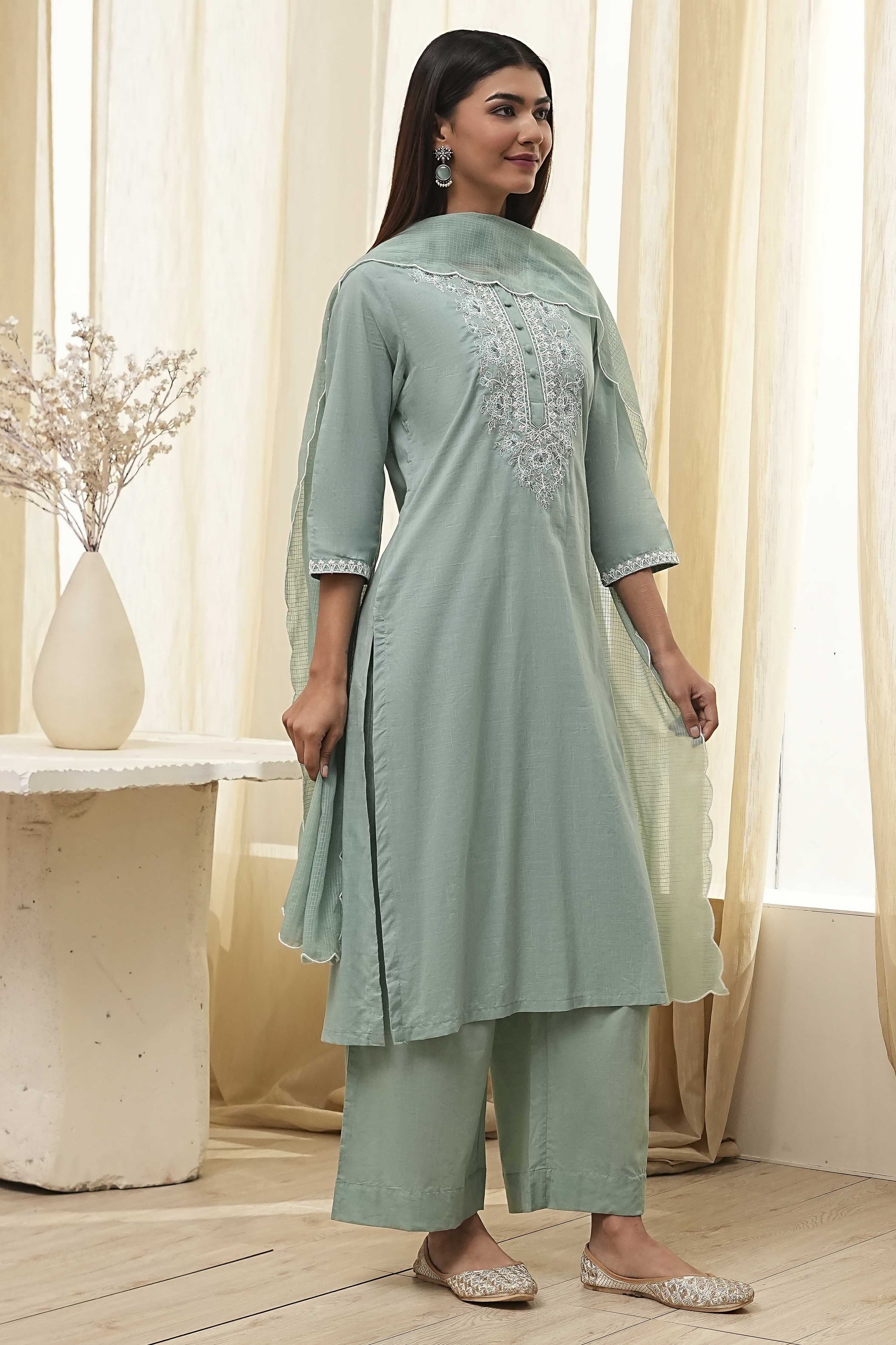 Green Pure Cotton Embellished Straight Suit Set image number 5