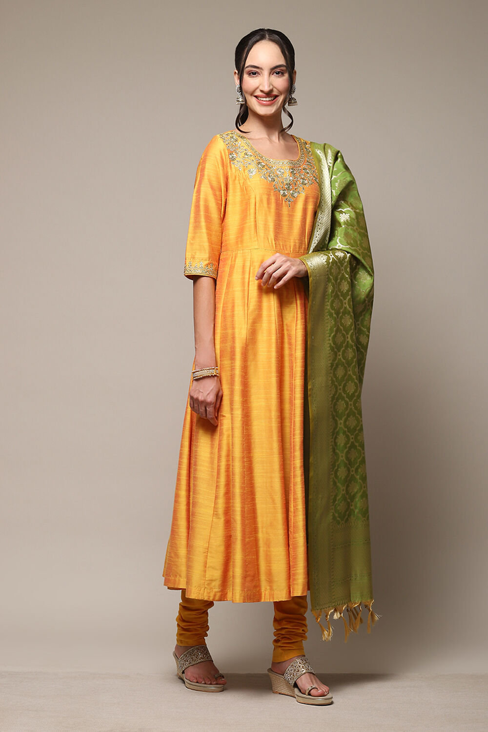 Rani Poly Viscose Anarkali Yarndyed Kurta Churidar Suit Set image number 6