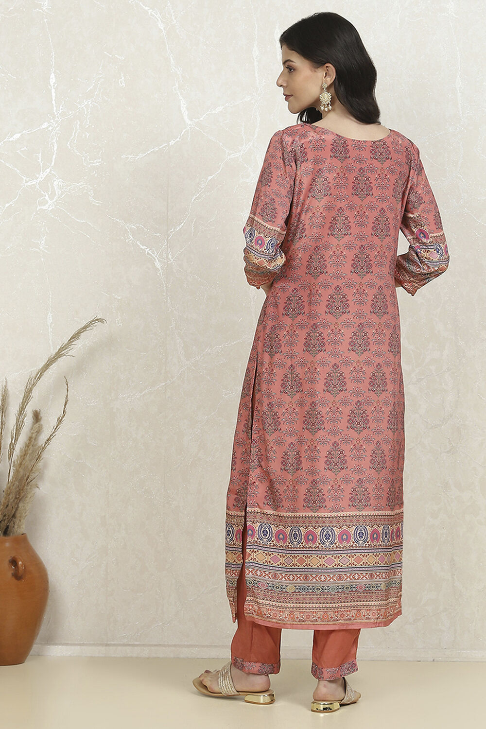 Pink Crepe Printed Unstitched Suit Set image number 5