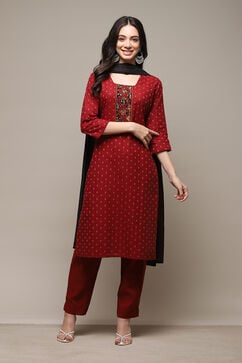 Red Cotton Printed Unstitched Suit Set image number 7