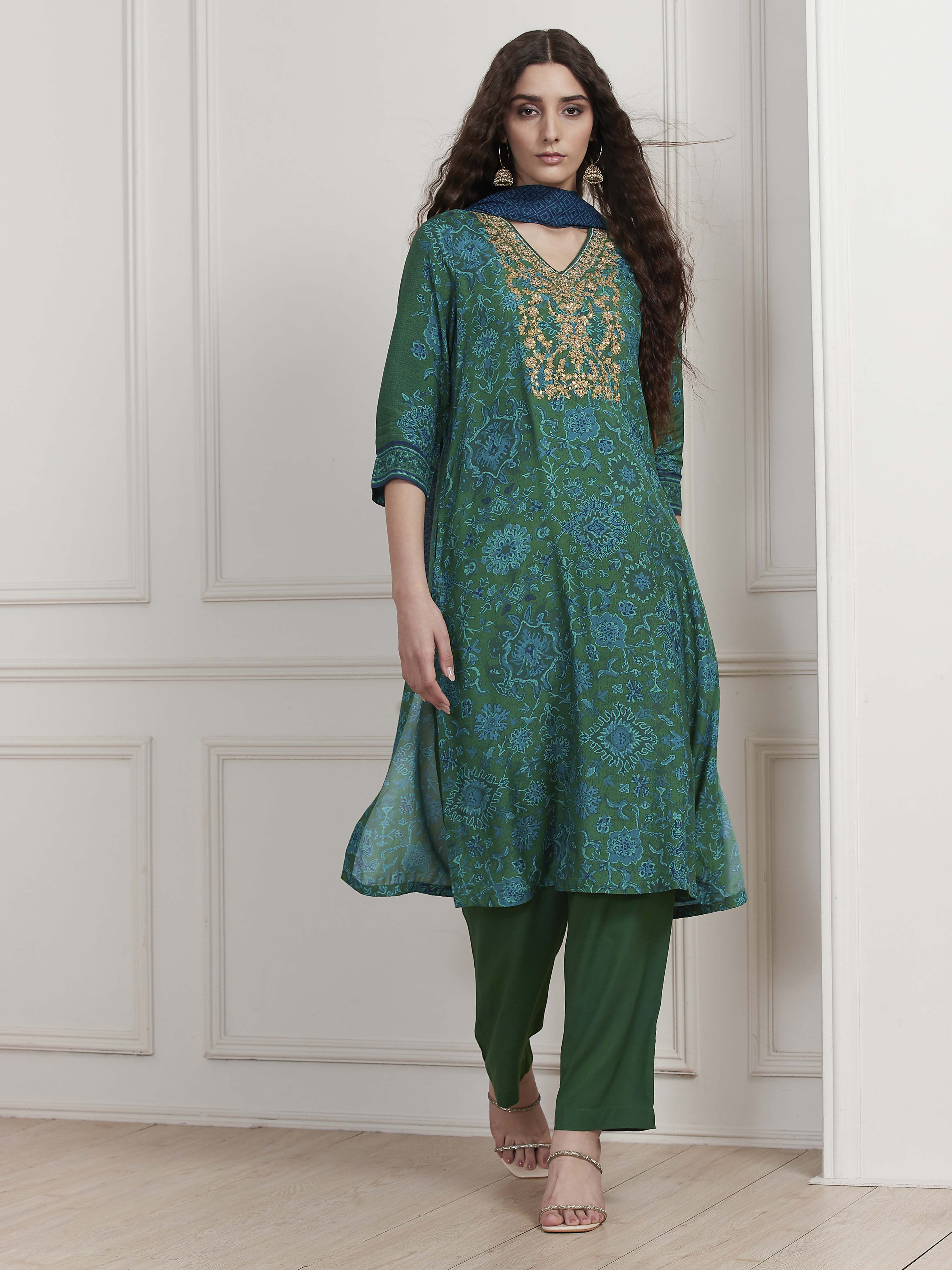 Green Modal Printed Straight Suit Set image number 8