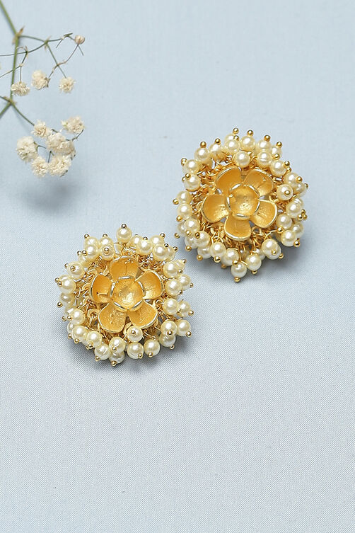 Gold Flower Studs image number 0