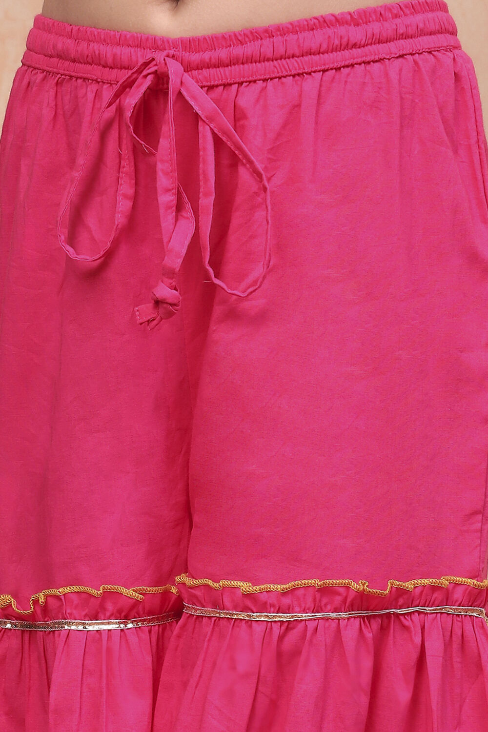 Green Cotton Floral Printed Straight Suit Set image number 2