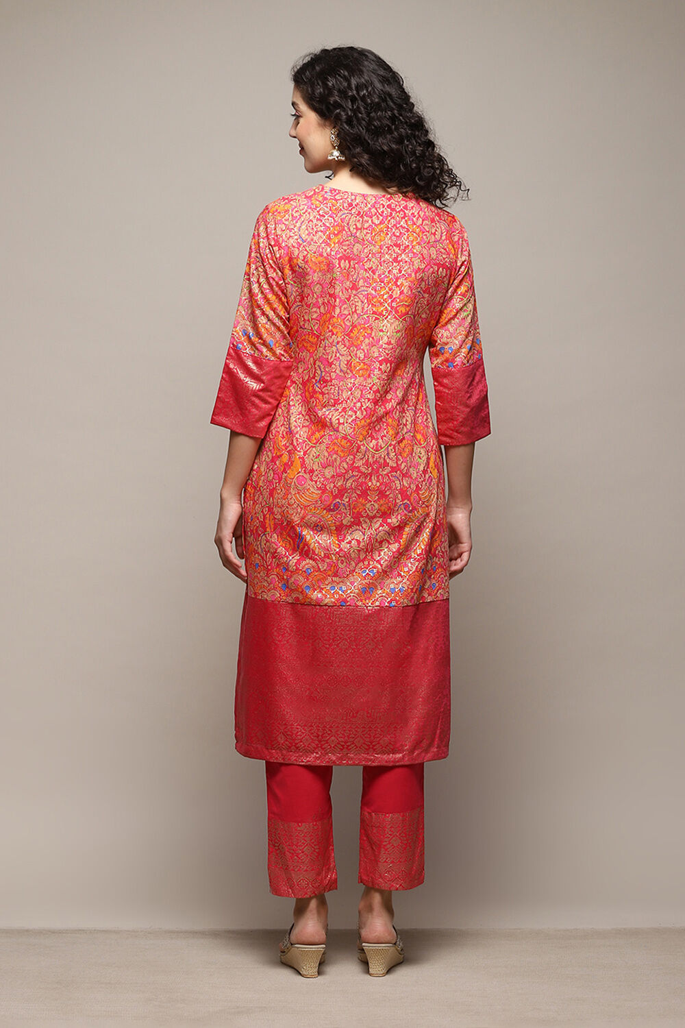 Pink & Purple Voile Straight Printed Kurta Slim Pant Suit Set image number 5