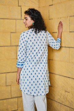 White Cotton Straight Kurti image number 3