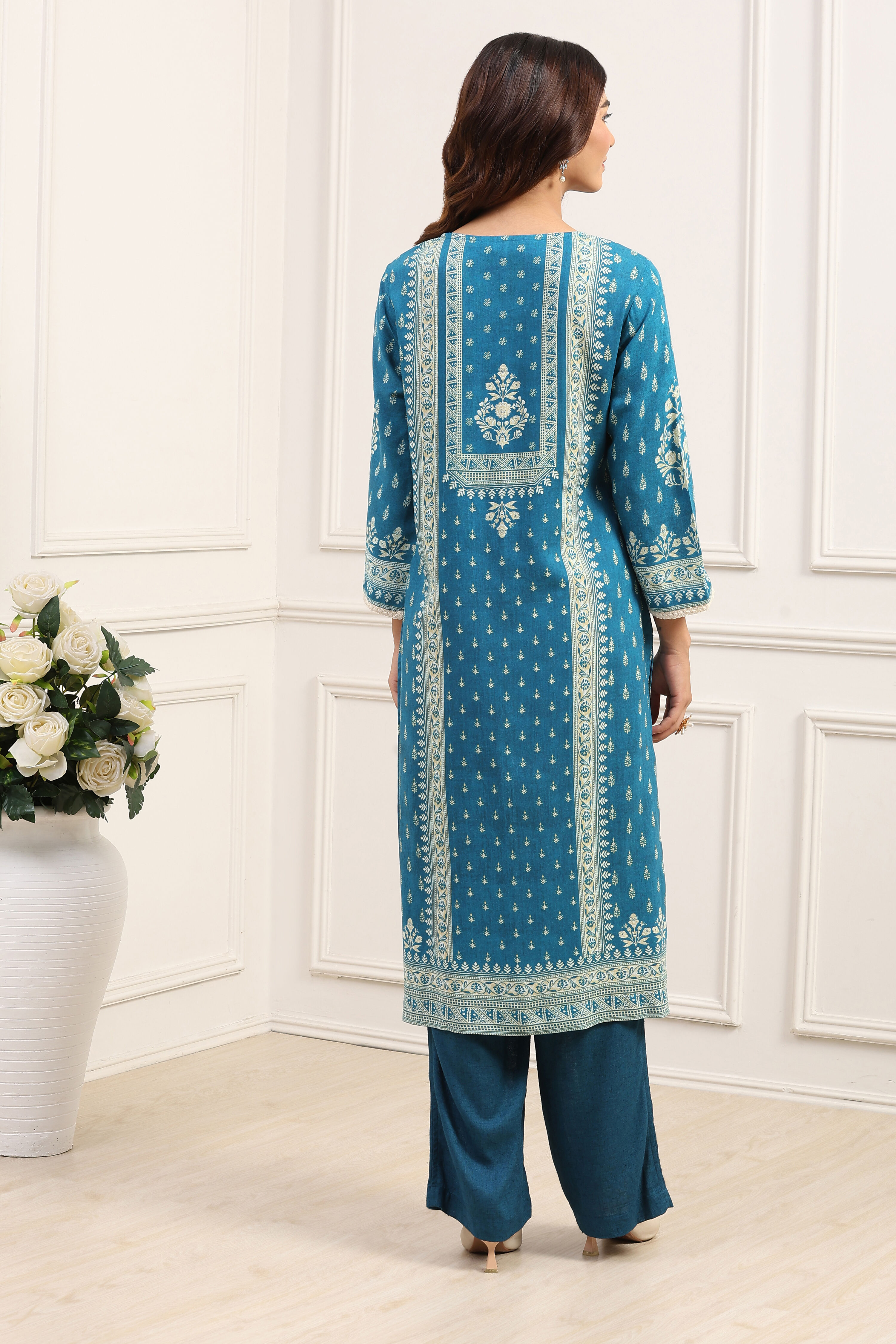 Black Viscose Rayon Ethnic Motif Printed Straight Kurta image number 3