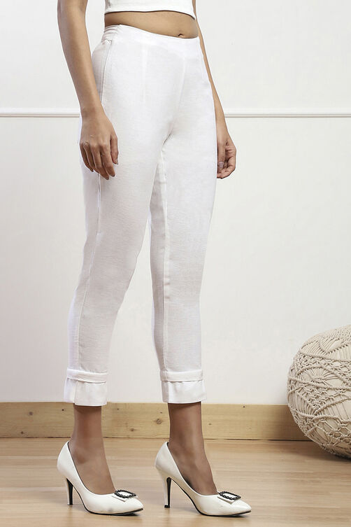 Black Cotton Blend Solid Pant image number 3
