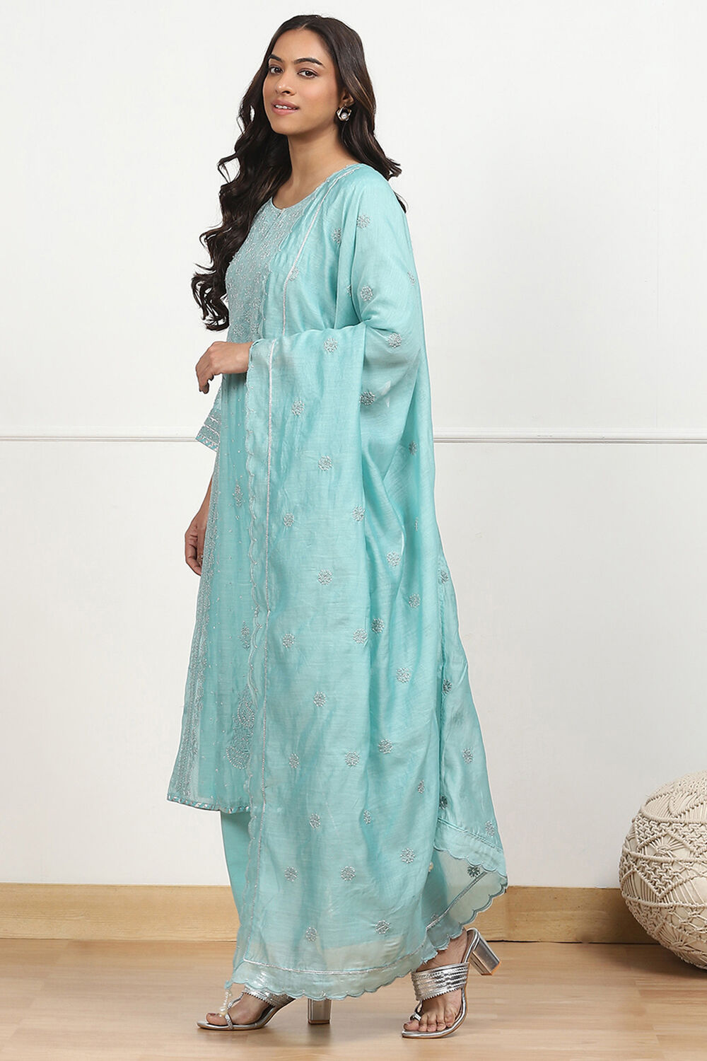 Powder Blue Silk Chanderi Embroidered Kalidar Suit Set image number 3