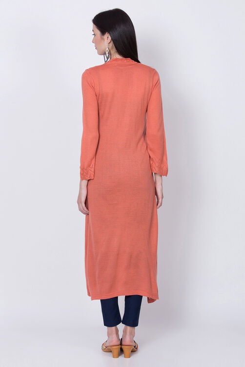 Peach Straight Woolen Solid Kurta image number 4