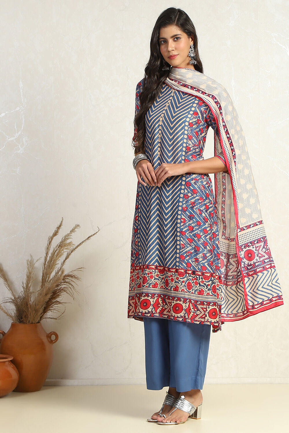 Blue Modal Geometric Printed Straight Suit Set image number 3